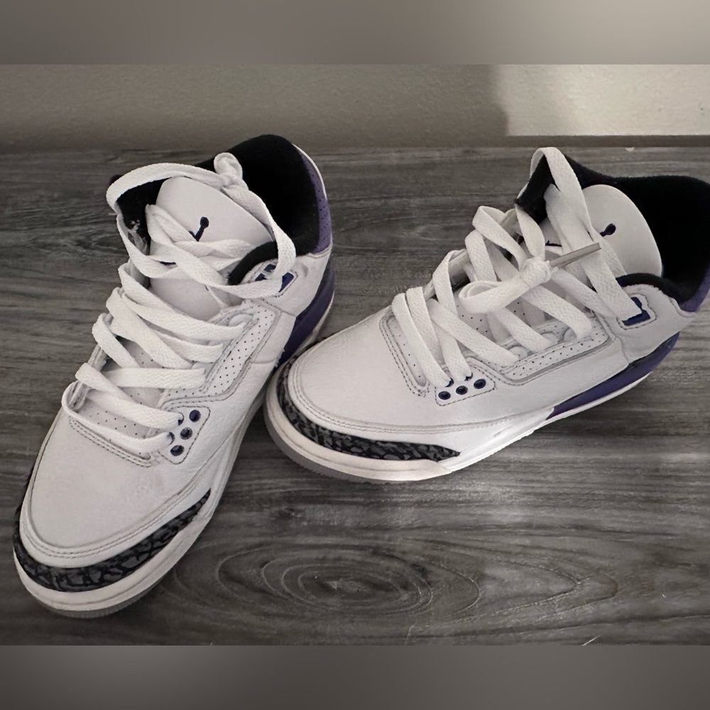 Jordan 3s